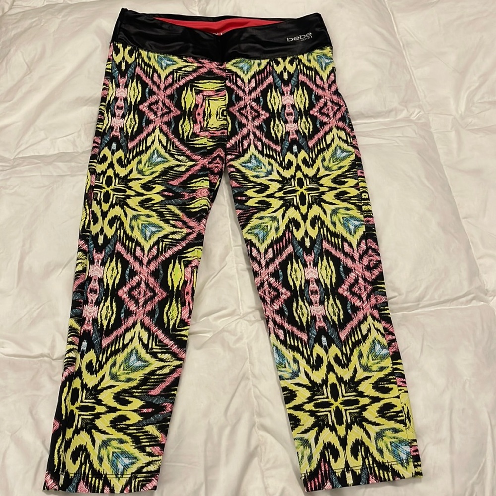 Bebe Crop Legging